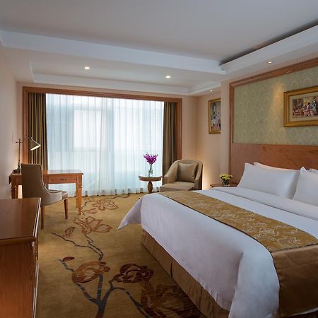 Vienna International Hotel Shenzhen Diwang South Bao'An Road Extérieur photo