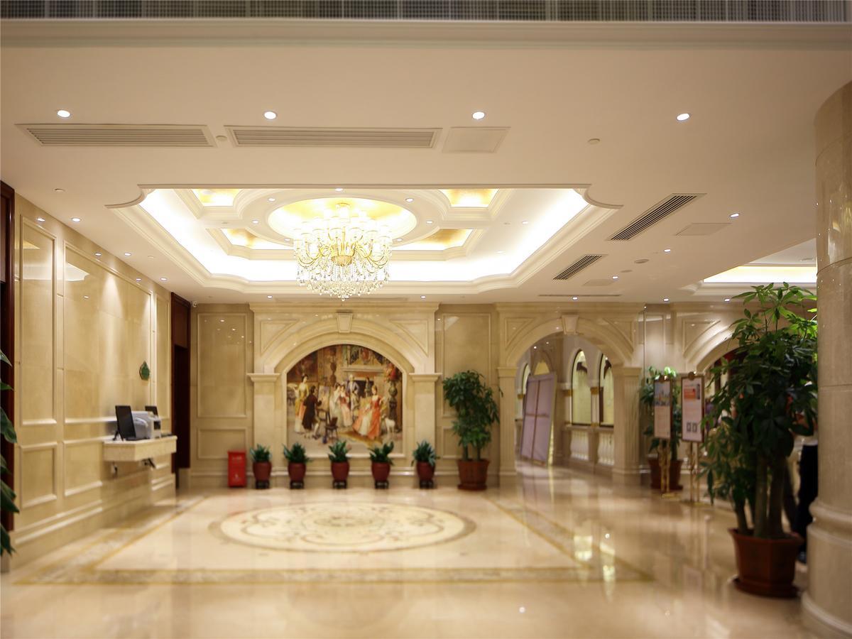 Vienna International Hotel Shenzhen Diwang South Bao'An Road Extérieur photo