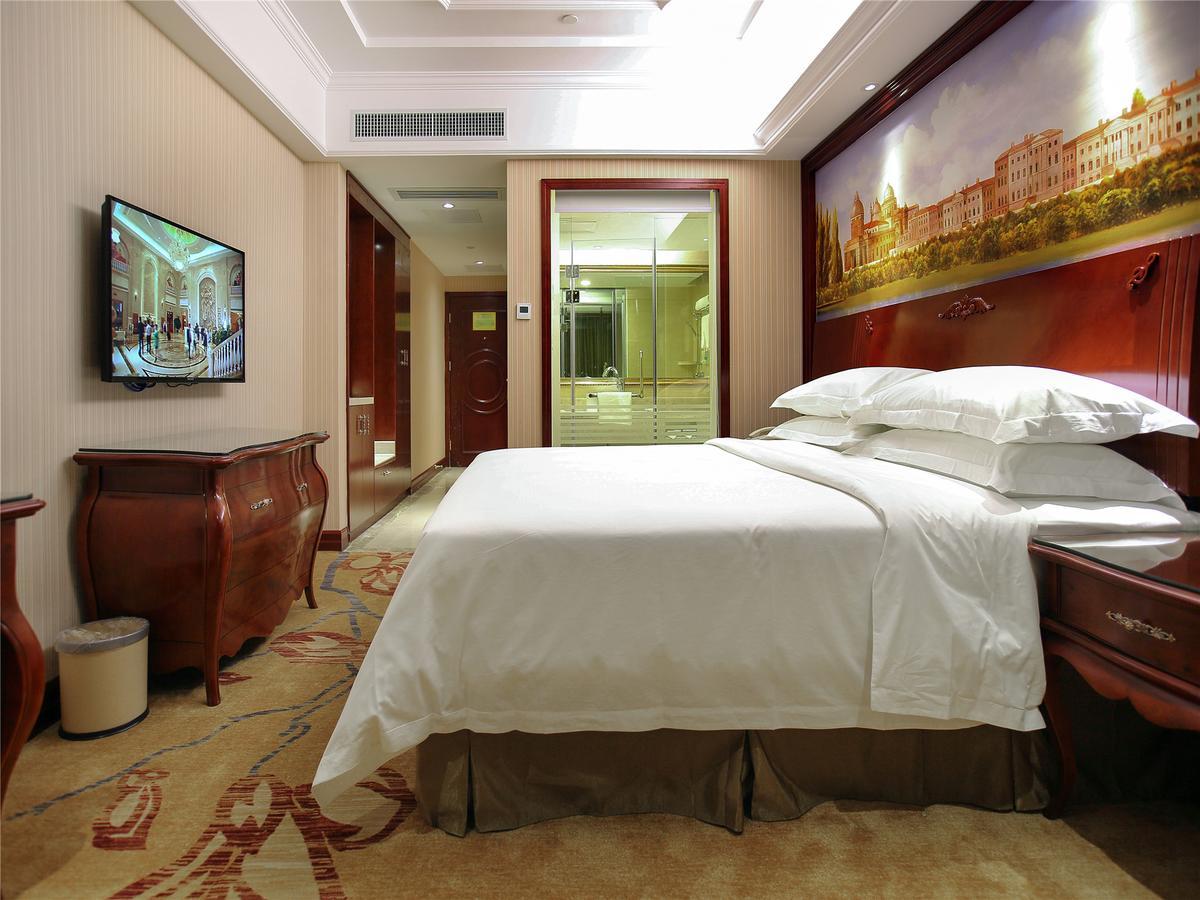 Vienna International Hotel Shenzhen Diwang South Bao'An Road Extérieur photo