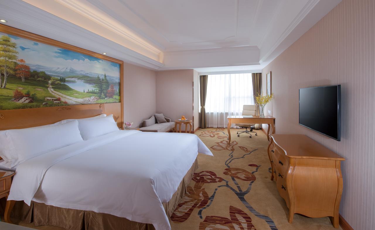 Vienna International Hotel Shenzhen Diwang South Bao'An Road Extérieur photo